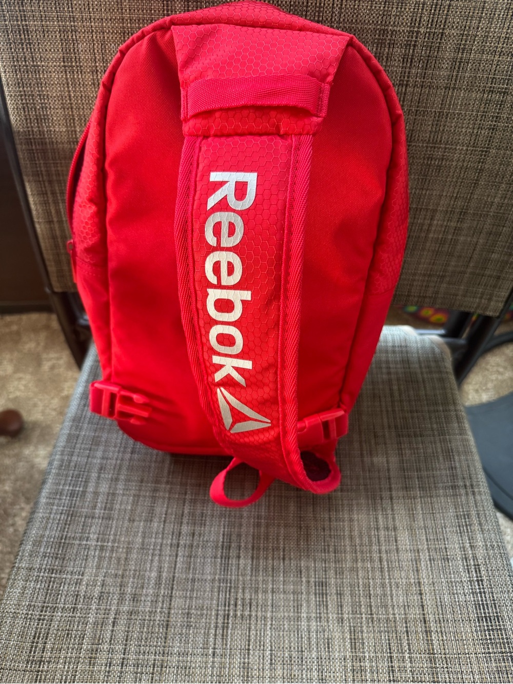 Reebok Sling Mini Backpack Red & White - Picture 7 of 16